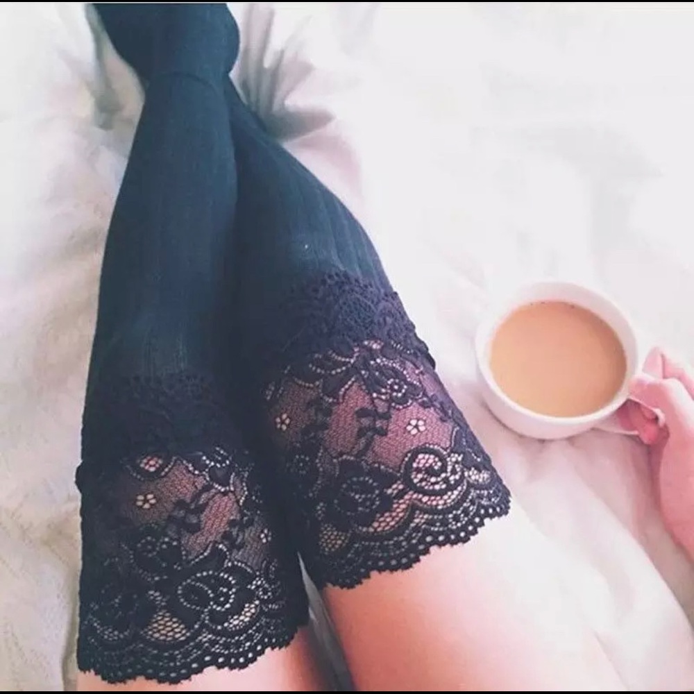 Long Cotton Socks With Lace Black - Picture 3 of 5
